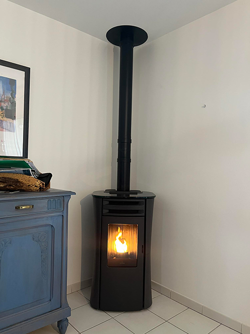 Réalisation poêle à bois Château d'Oléron Ets Boyer Ile d'Oléron, poeles et chaudières